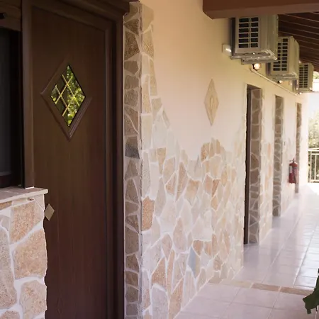 Apartamento Ta Kavourakia Mikros Gialos