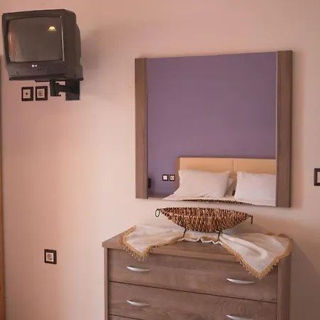 Ta Kavourakia 아파트 미크로스 지알로스